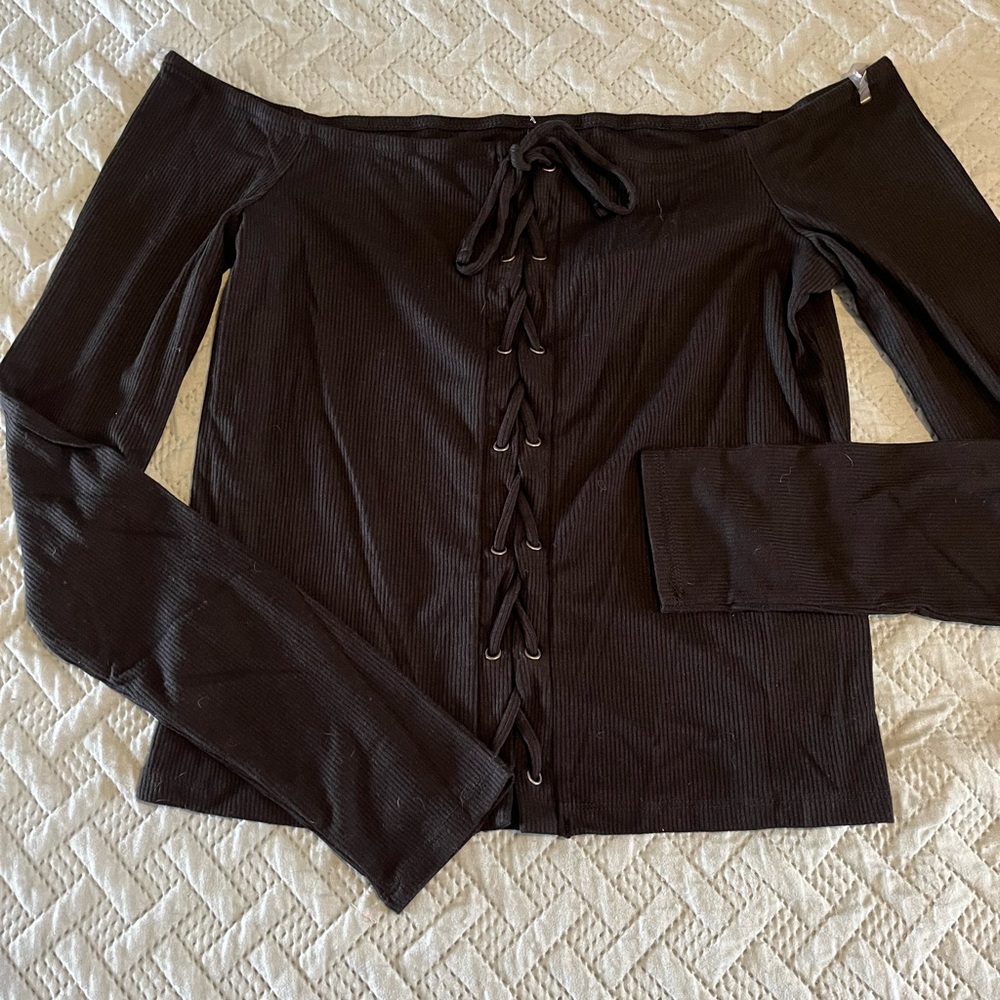 Aeropostale off the shoulder long sleeve
